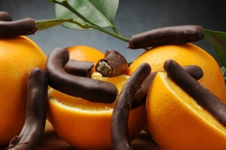 Écorces d’oranges confites au chocolat noir Recette Choconly